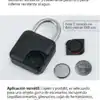 Candado de aluminio resistente con cáscara de plástico y parte inferior a prueba de agua, ideal para seguridad en diferentes escenarios.